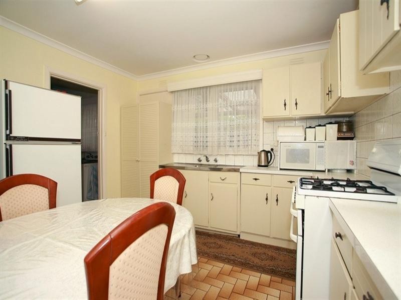 123 Noble Street, Noble Park VIC 3174