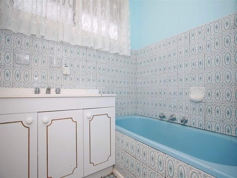 123 Noble Street, Noble Park VIC 3174