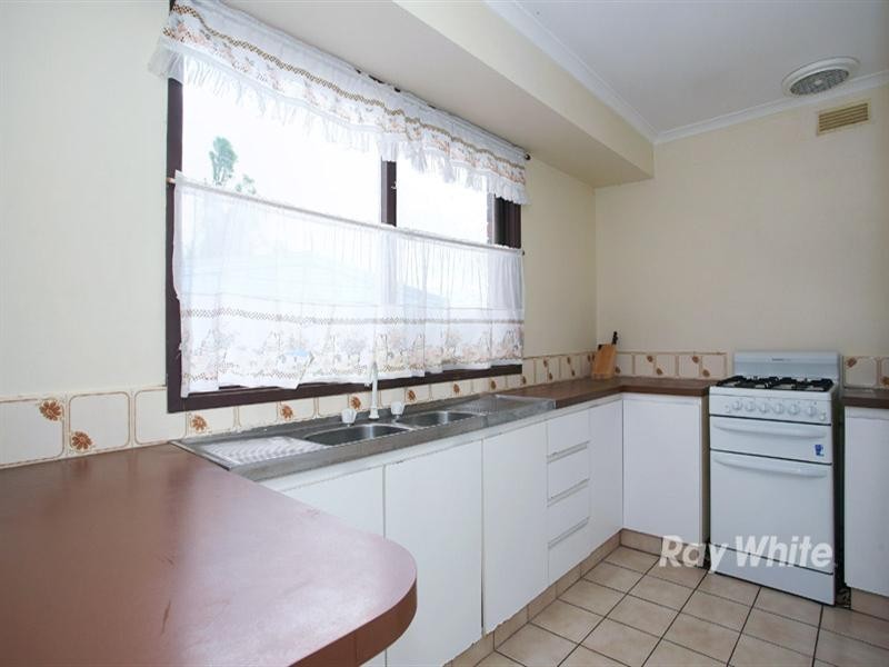 37 Pound Road, Hampton Park VIC 3976