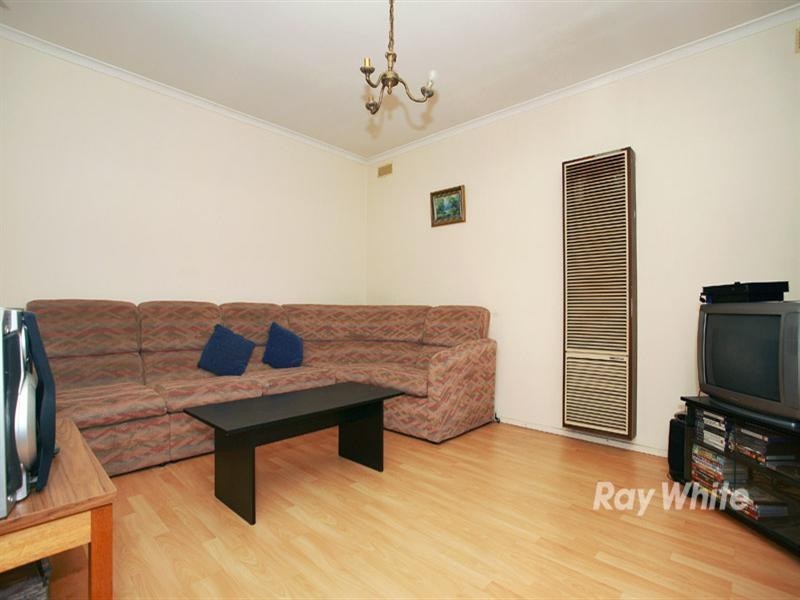 37 Pound Road, Hampton Park VIC 3976