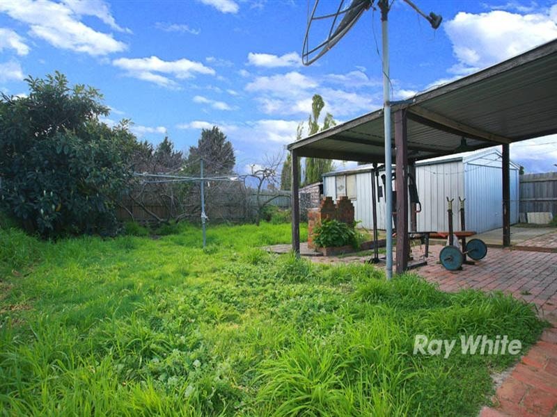 37 Pound Road, Hampton Park VIC 3976