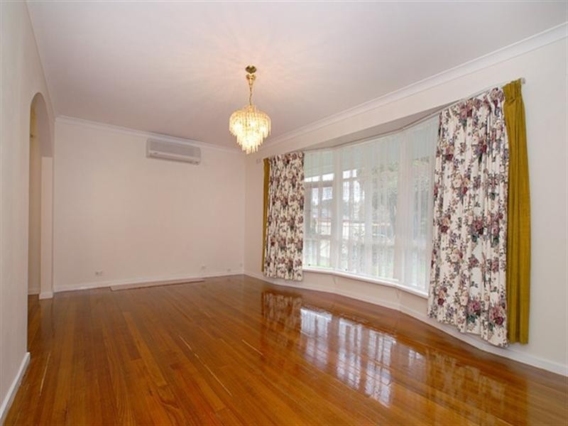 10 Ambrie Crescent, Noble Park VIC 3174