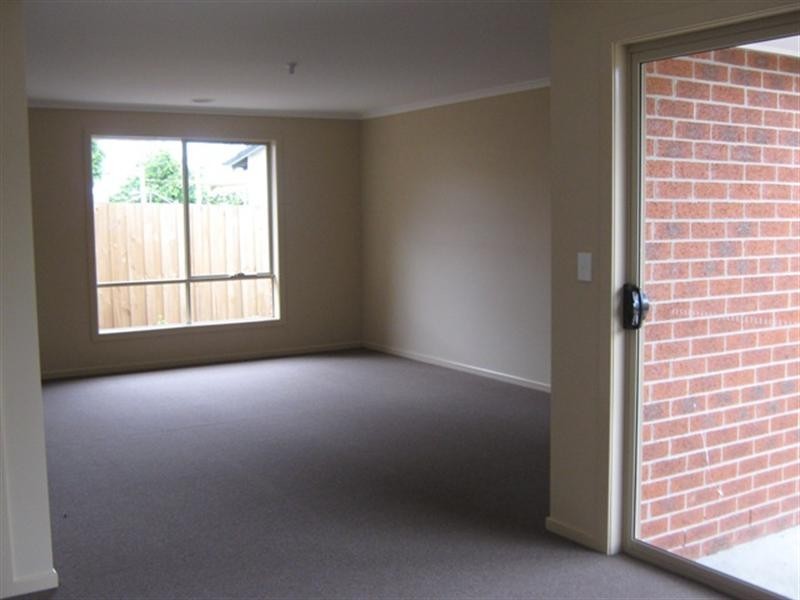 2/6 French Street, Noble Park VIC 3174