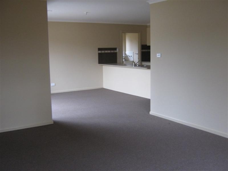 2/6 French Street, Noble Park VIC 3174