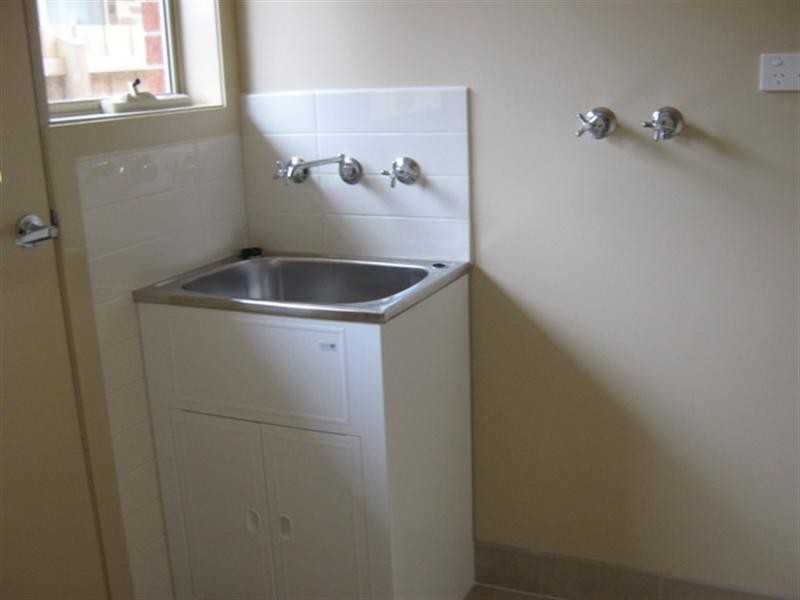 2/6 French Street, Noble Park VIC 3174