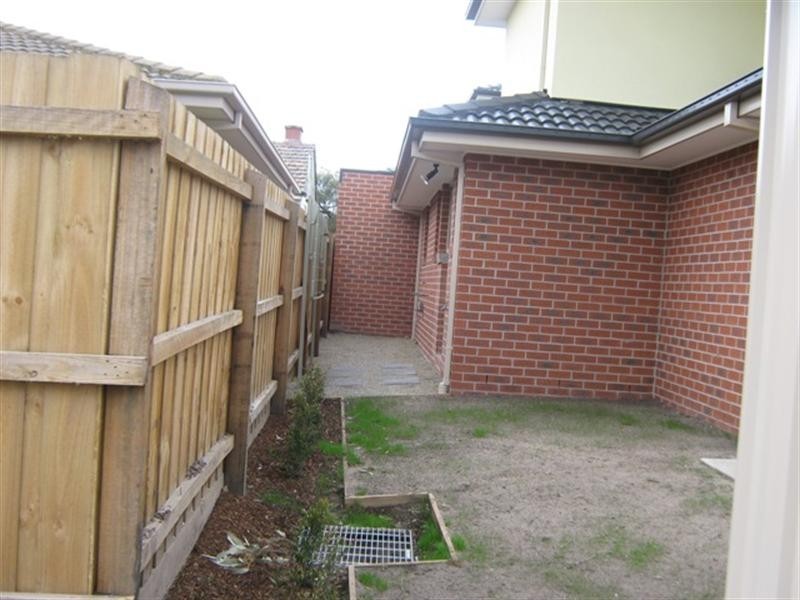 2/6 French Street, Noble Park VIC 3174