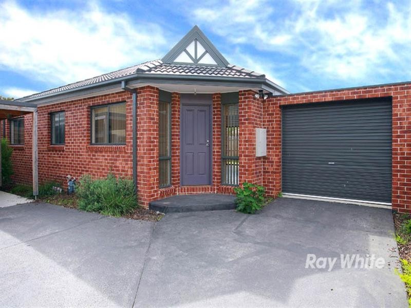 2/23 Hughes Crescent, Dandenong North VIC 3175