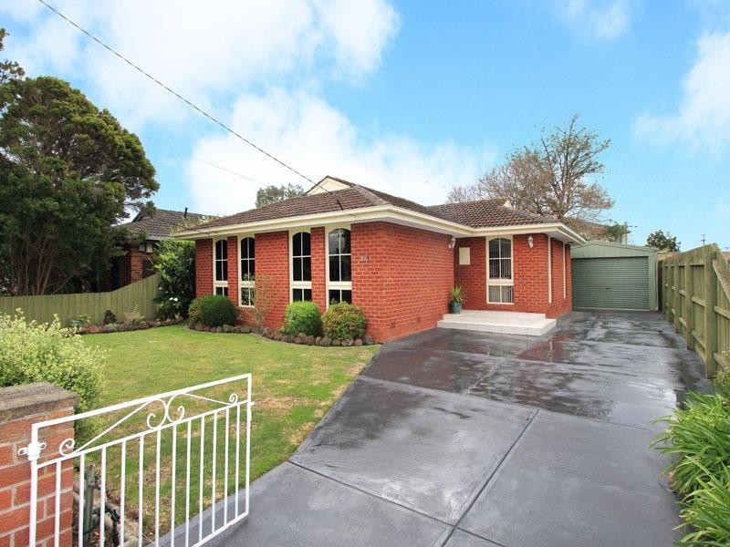 37 Putt Grove, Keysborough VIC 3173