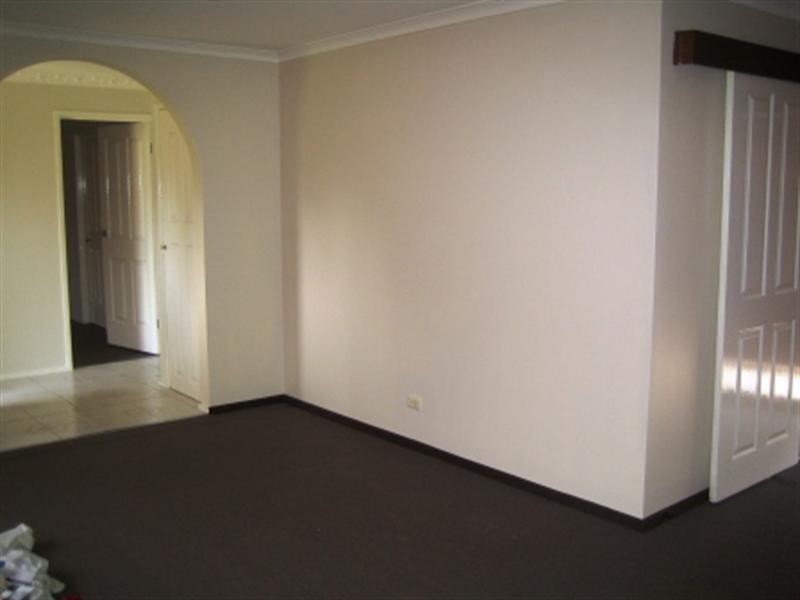 4 Matthews Place, Dandenong North VIC 3175