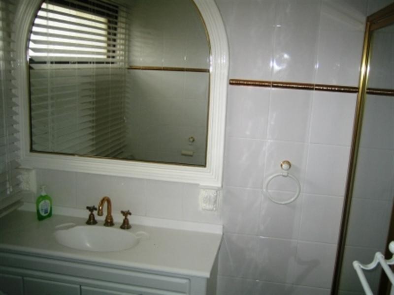 4 Matthews Place, Dandenong North VIC 3175