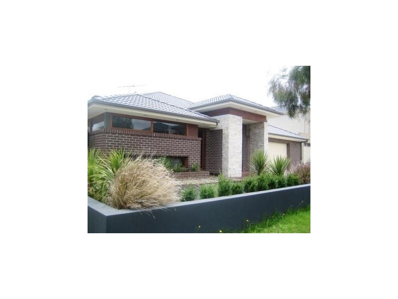 7 Wendyn Avenue, Keysborough VIC 3173