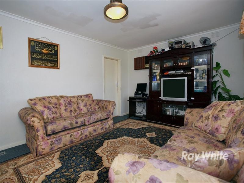 1 Goodman Drive, Noble Park VIC 3174