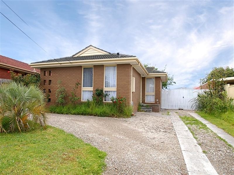 13 Springvalley Crescent, Keysborough VIC 3173