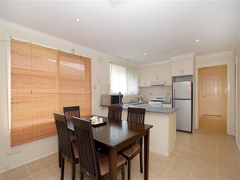 13 Springvalley Crescent, Keysborough VIC 3173