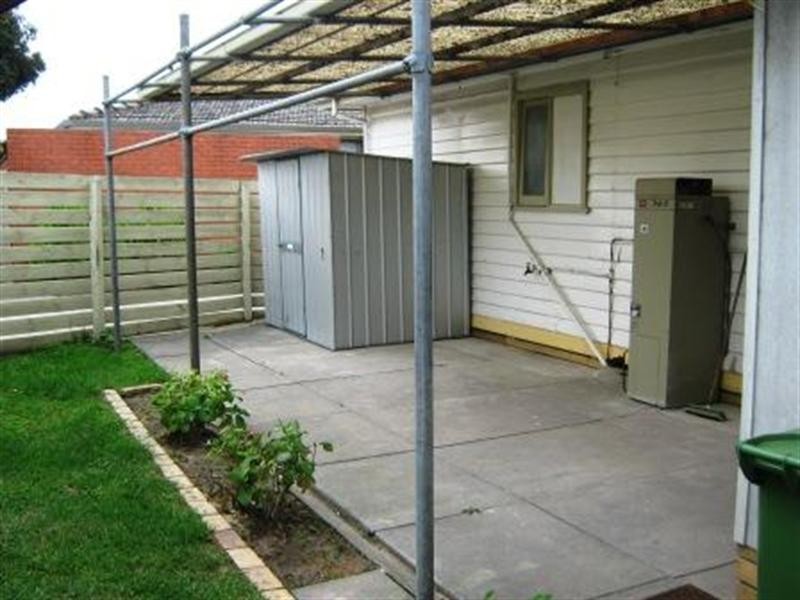 1/2 Forster Street, Noble Park VIC 3174