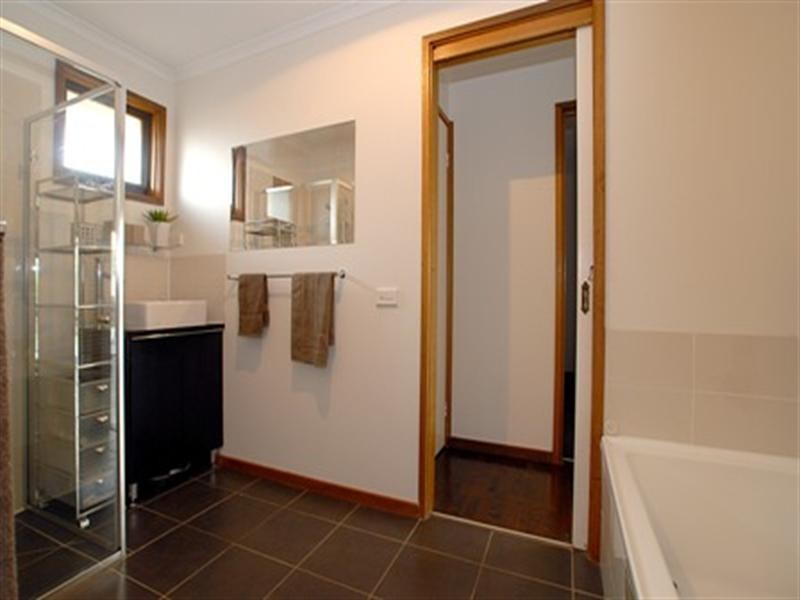 6 Monterey Court, Narre Warren VIC 3805