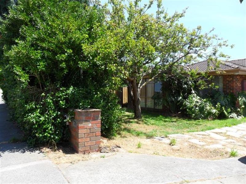 37 Pound Road, Hampton Park VIC 3976