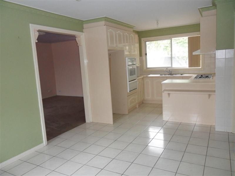 2/6 Kiandra Court, Noble Park VIC 3174