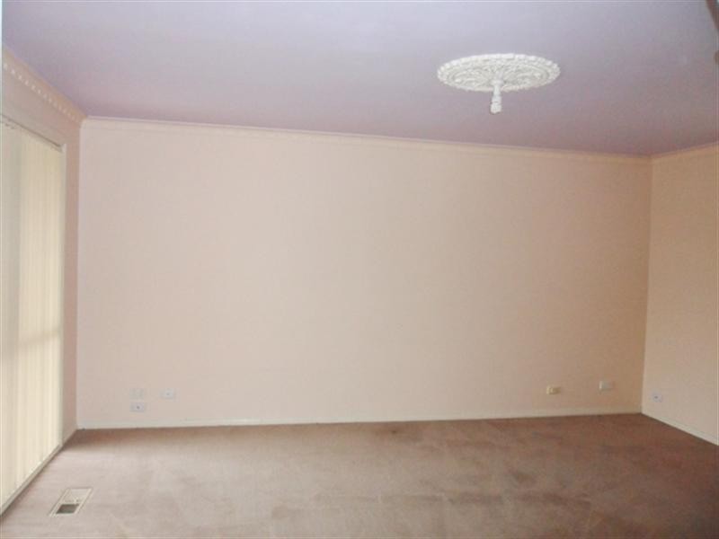 2/6 Kiandra Court, Noble Park VIC 3174