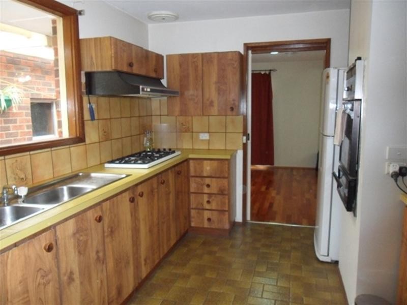 2 Brott Court, Noble Park VIC 3174