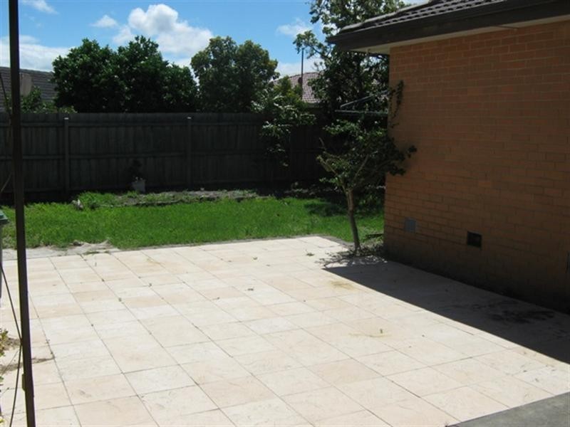 6 Maralinga Court, Keysborough VIC 3173