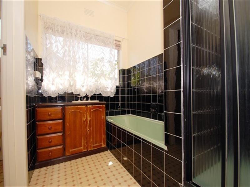 30 Rich Street, Noble Park VIC 3174