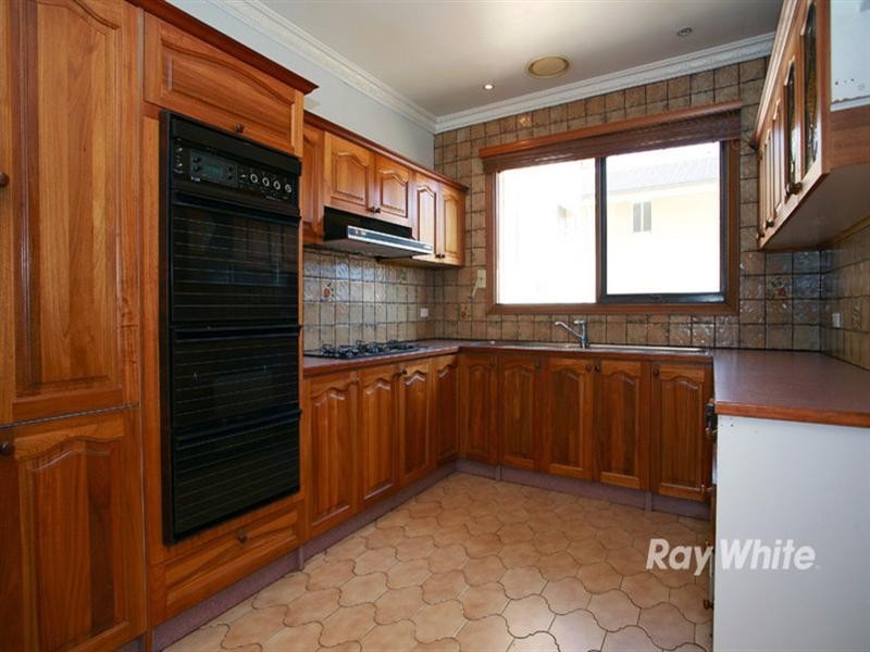 9 Victoria Avenue, Springvale VIC 3171