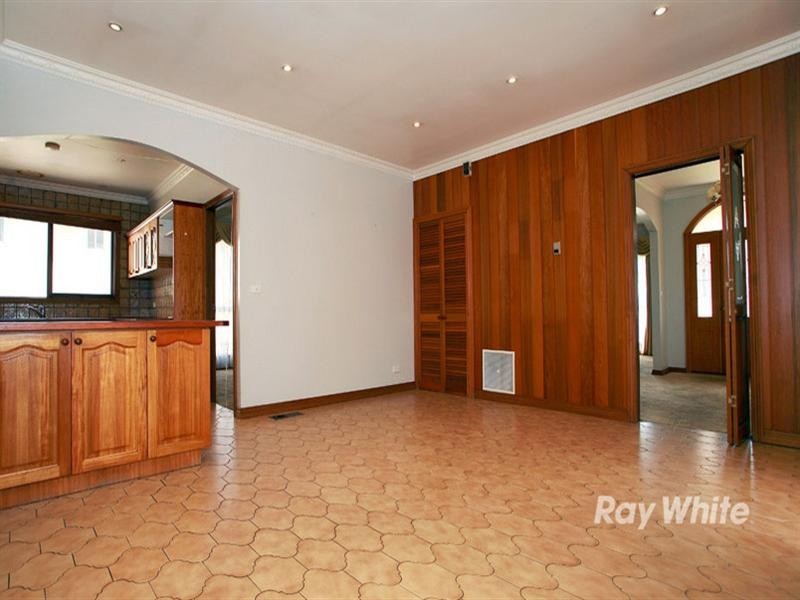 9 Victoria Avenue, Springvale VIC 3171