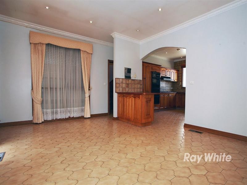 9 Victoria Avenue, Springvale VIC 3171