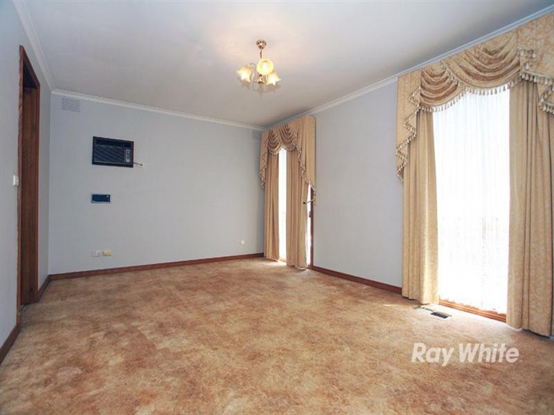 9 Victoria Avenue, Springvale VIC 3171