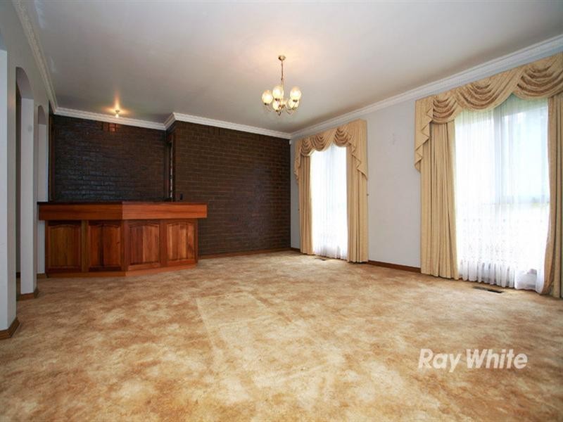 9 Victoria Avenue, Springvale VIC 3171