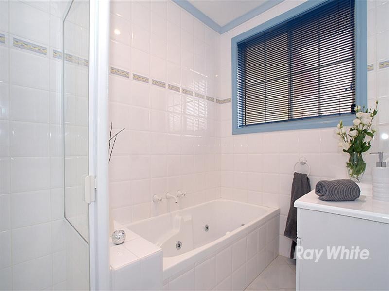 35 Fintonia Road, Noble Park VIC 3174