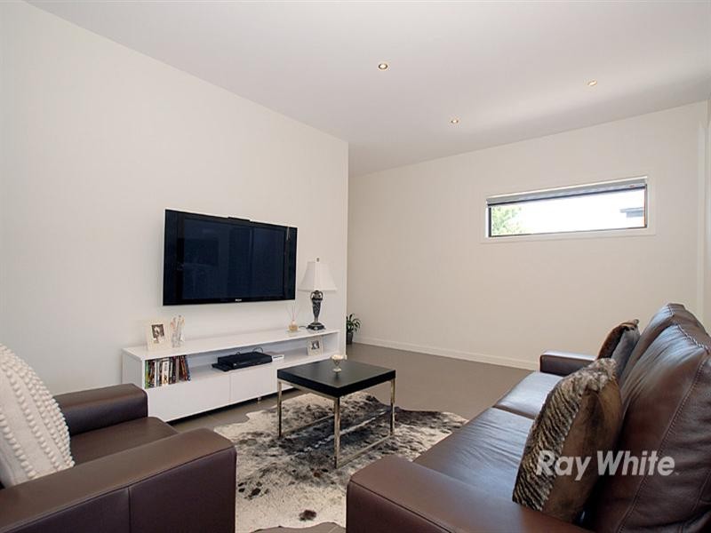 2/939 Heatherton Road, Springvale VIC 3171