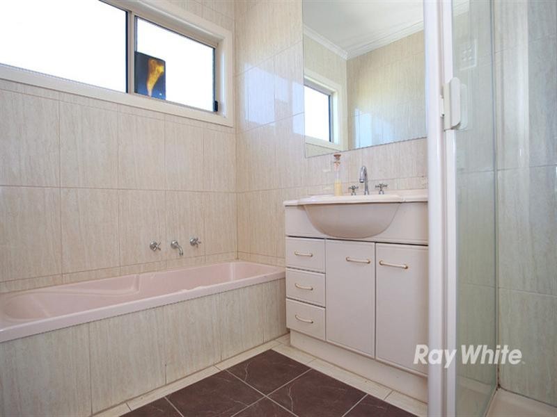 2 Ellendale Road, Noble Park VIC 3174