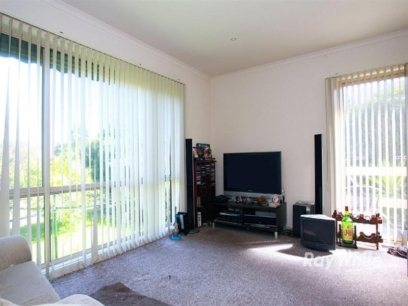 2 Ellendale Road, Noble Park VIC 3174