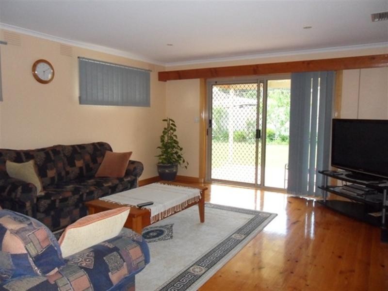 13 Ennismore Drive, Keysborough VIC 3173