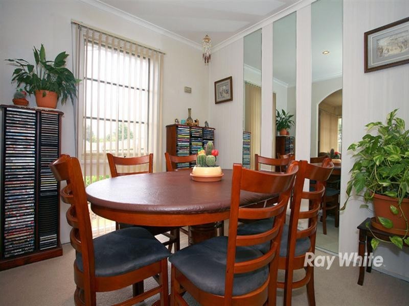 1 Cromwell Court, Keysborough VIC 3173