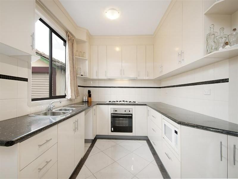 21 Bloomfield Road, Noble Park VIC 3174