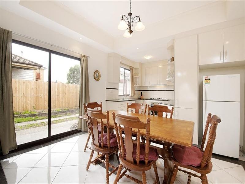 21 Bloomfield Road, Noble Park VIC 3174