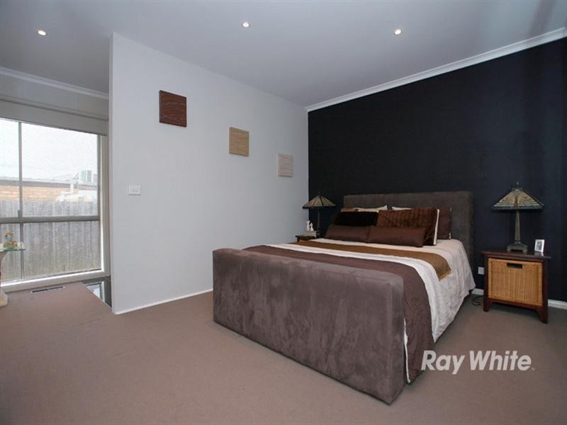 3 Maple Court, Cheltenham VIC 3192