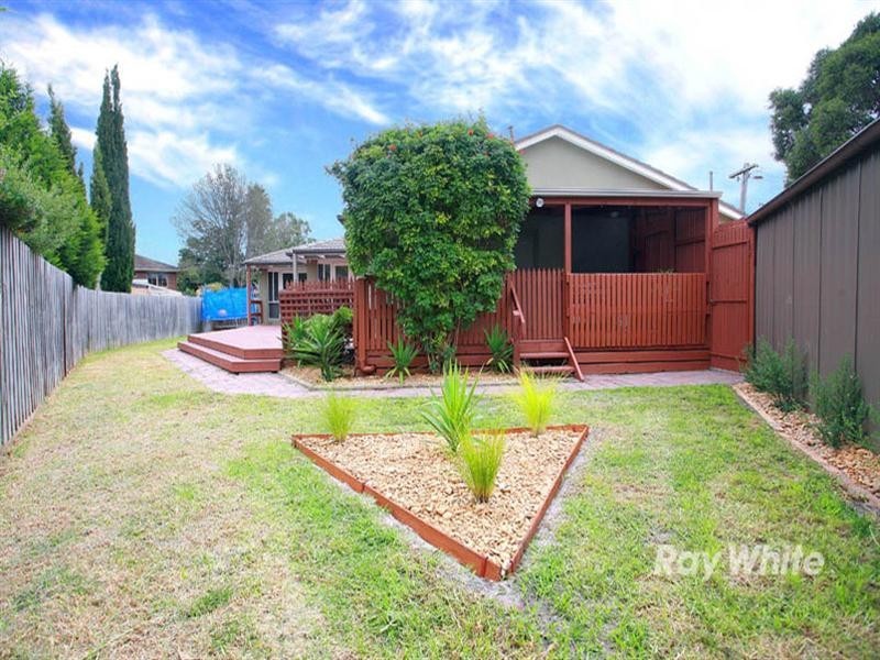 3 Maple Court, Cheltenham VIC 3192