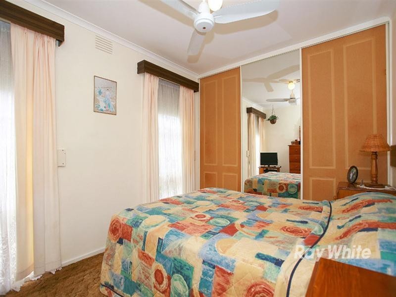 5 Timberglade Drive, Noble Park North VIC 3174