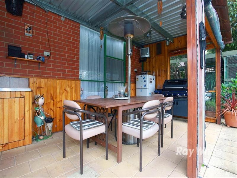 5 Timberglade Drive, Noble Park North VIC 3174