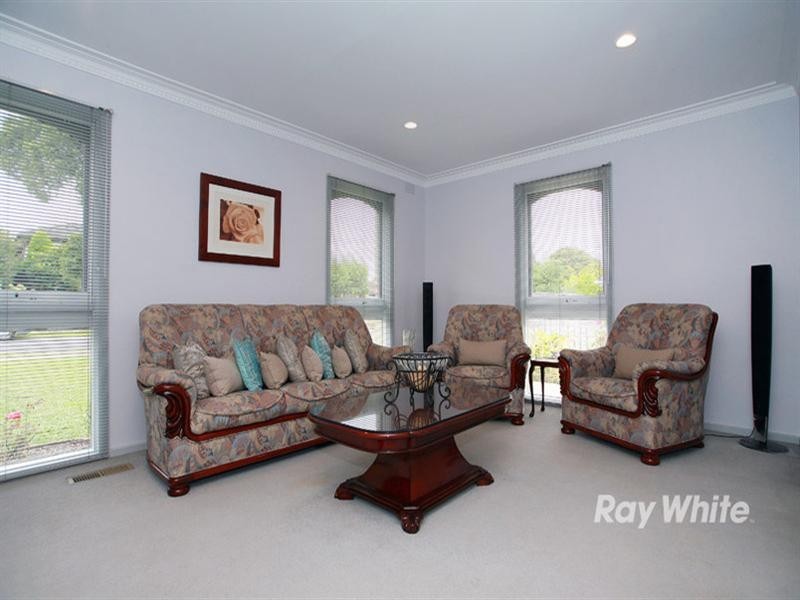 23 Rawdon Hill Drive, Dandenong North VIC 3175