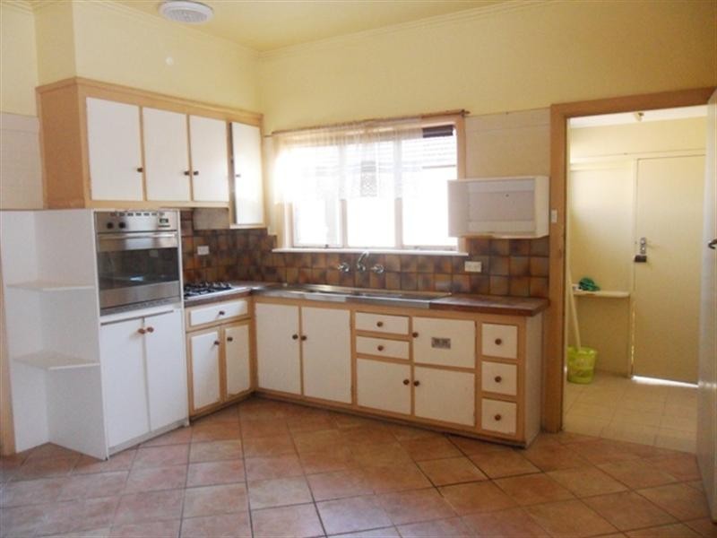 1215 Heatherton Road, Noble Park VIC 3174