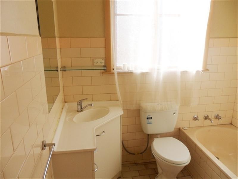 1215 Heatherton Road, Noble Park VIC 3174