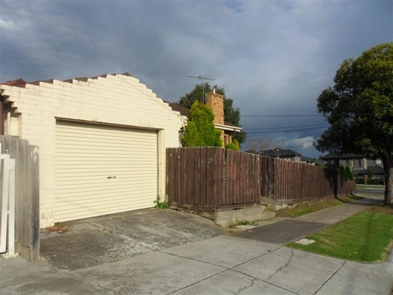1215 Heatherton Road, Noble Park VIC 3174