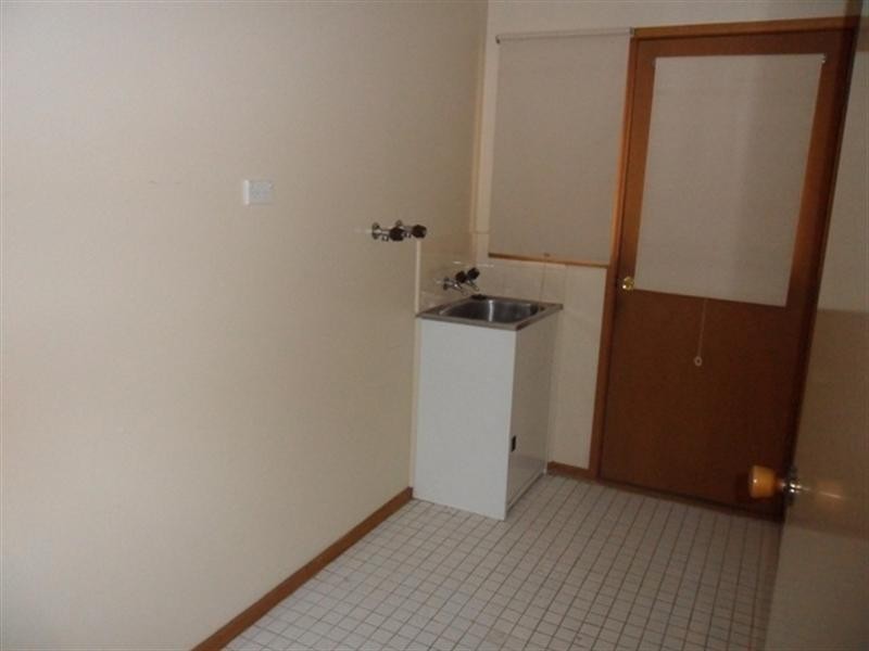 23/99a Athol Road, Springvale South VIC 3172