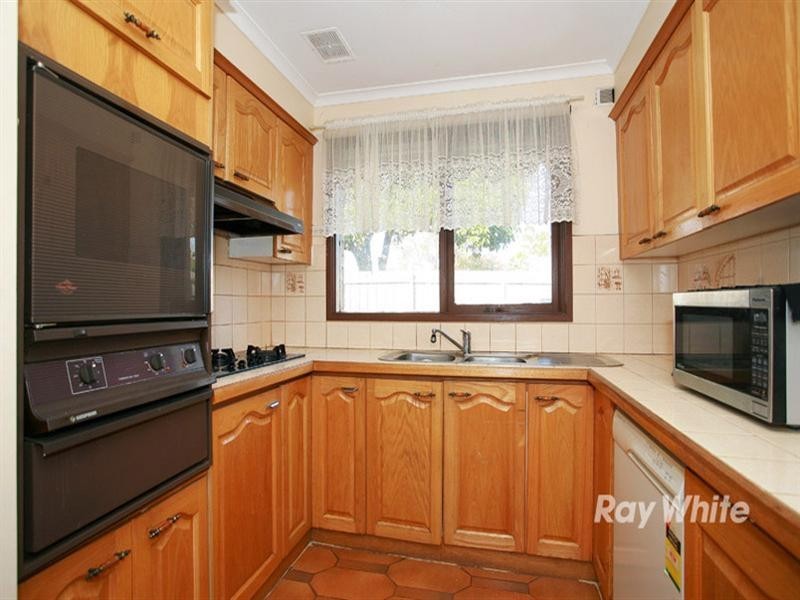 16 Alderney Street, Springvale VIC 3171