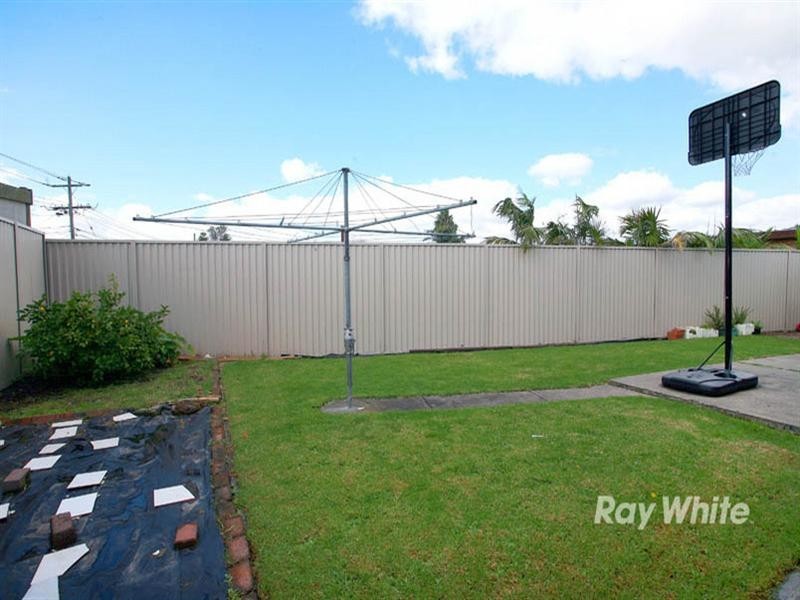 3 Manooka Court, Keysborough VIC 3173